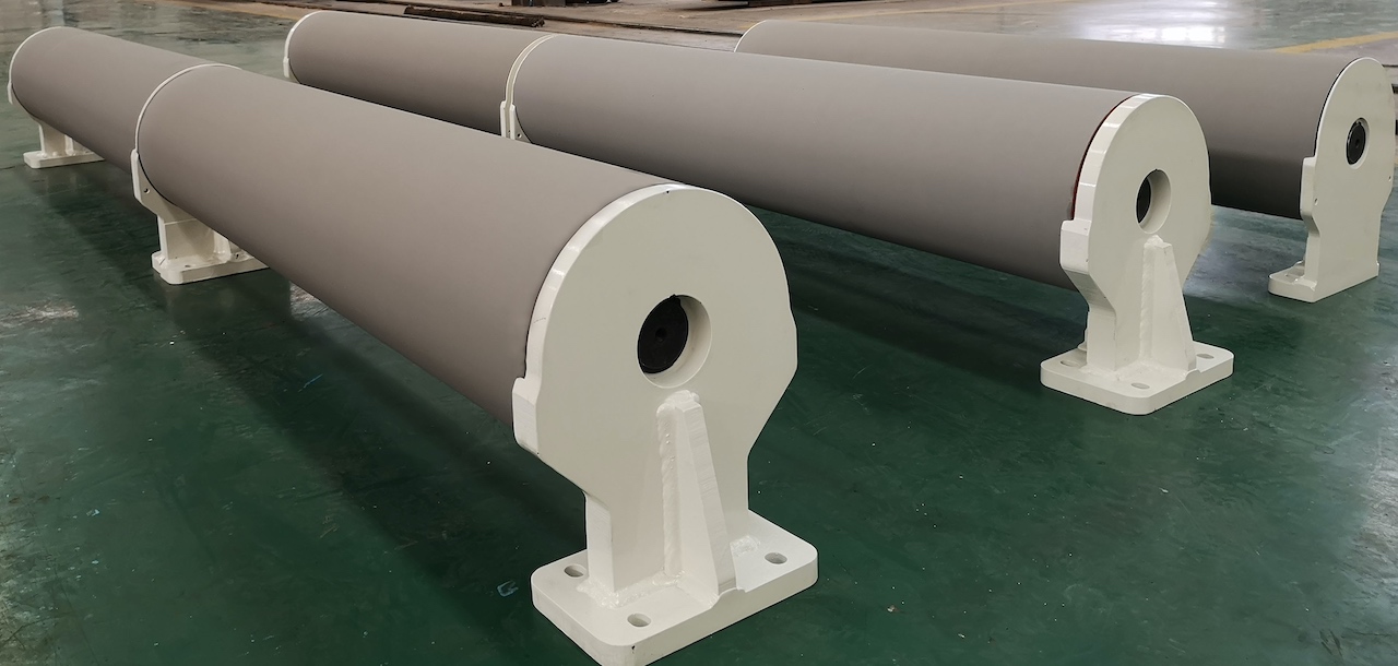 Направляющий ролик для перемотчика бумаги