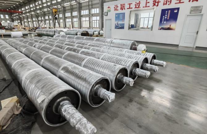 Trocknerspannrolle der Papiermaschine