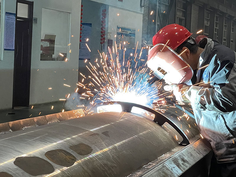 Welding in workshop.jpg