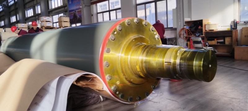 Keramische Presswalze für den Pressabschnitt Keramische Presswalze für den Pressabschnitt